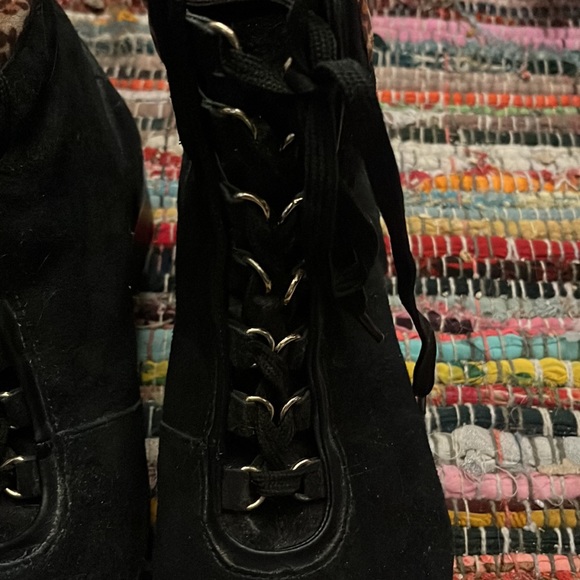 Crown and Ivy June leather leopard boots size 8 - Picture 5 of 7